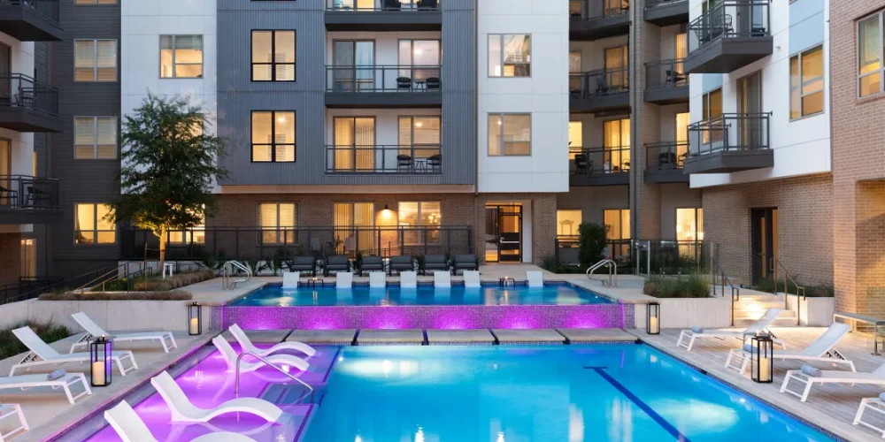 AVE Austin North Lamar 5