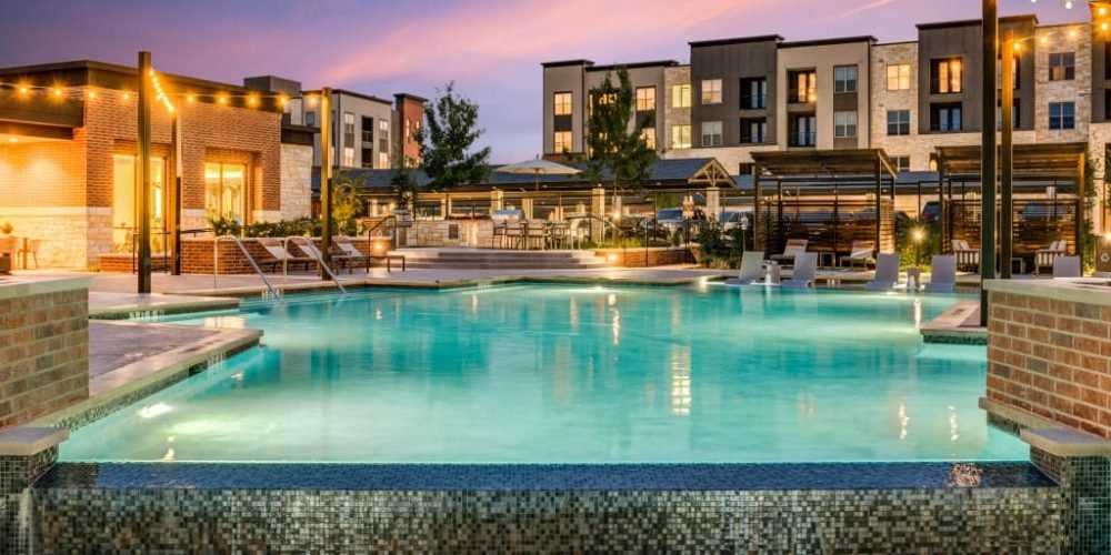 Aura Southgate 5