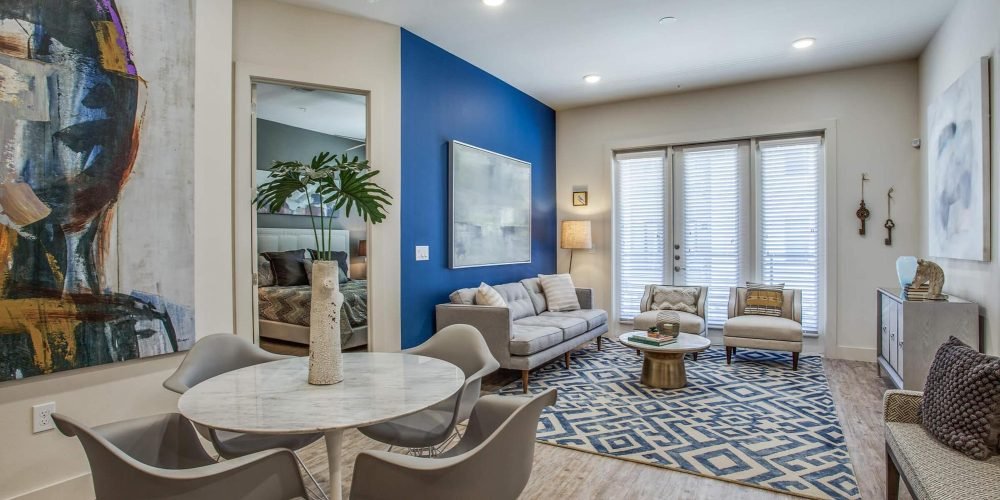 Bandera at Preston Hollow 1