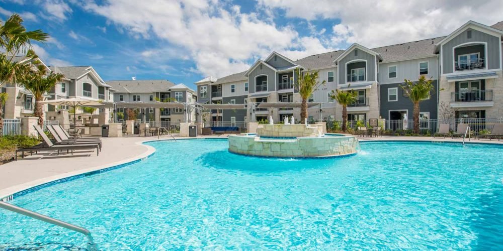 Catalon at Lago Mar 5