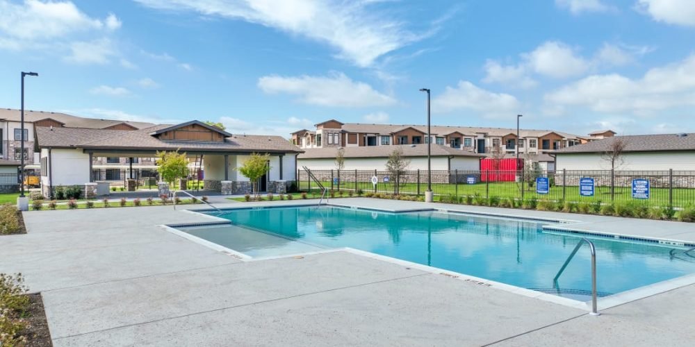 Creekside at Grand Prairie 5