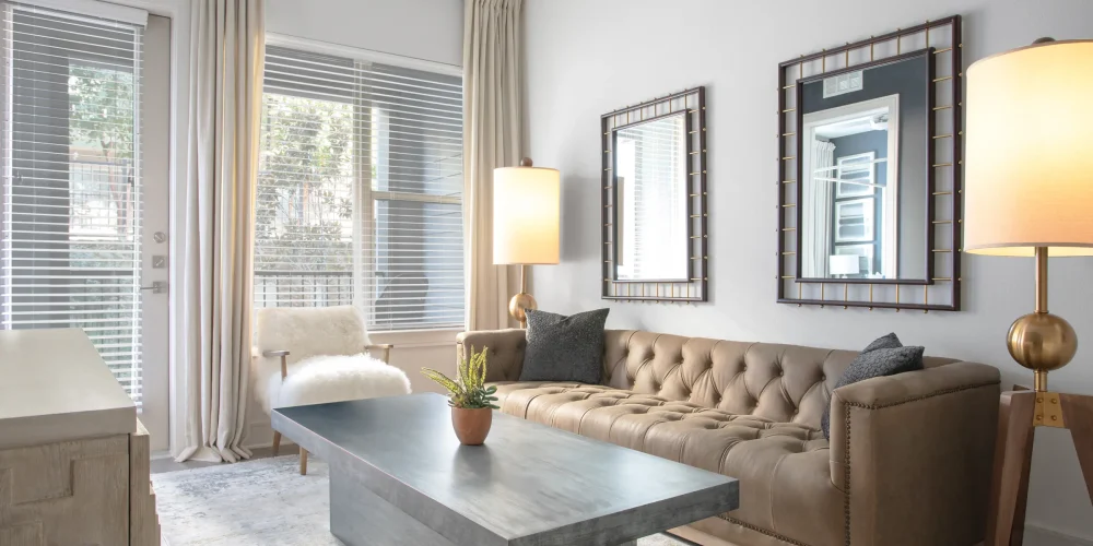 Cue Galatyn Station 1