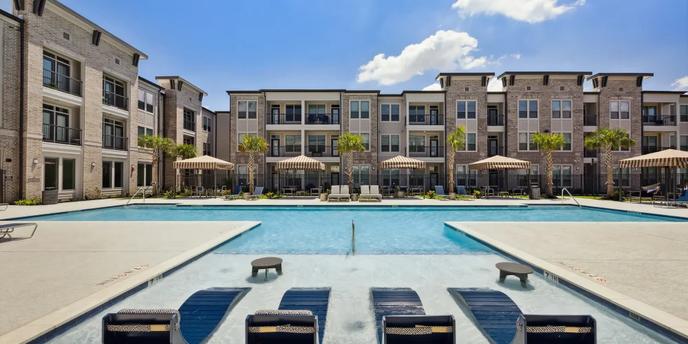 Dakota at Deer Park 5