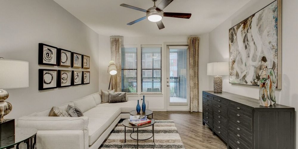 Eastbank at Waterside 1