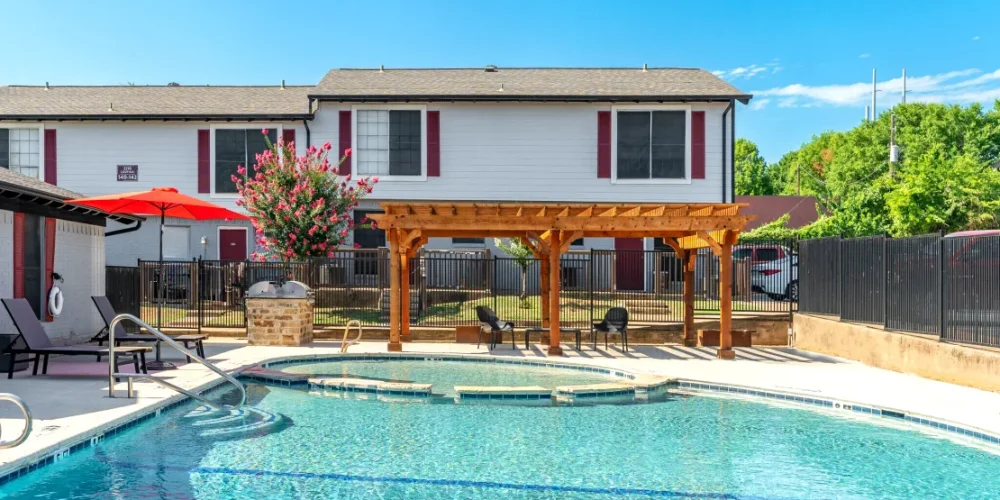 Flats at Brentwood 5