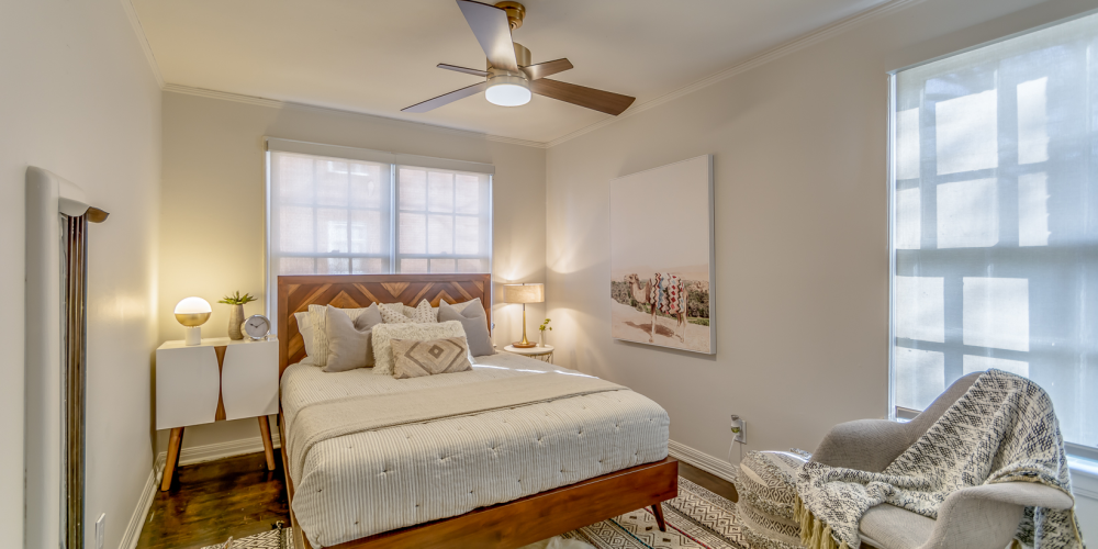 Hampton Plaza at Kessler Park 4