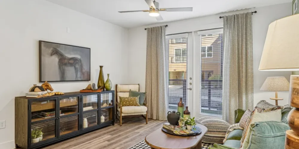 Heritage McKinney Square 1