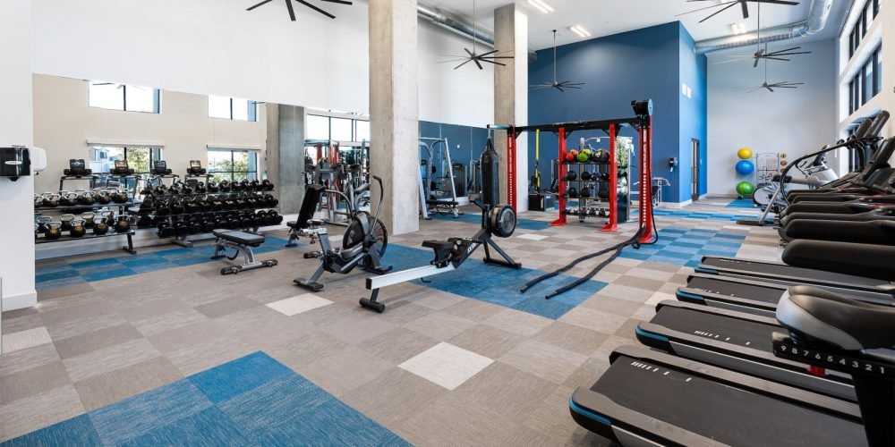 Korina at the Grove 4