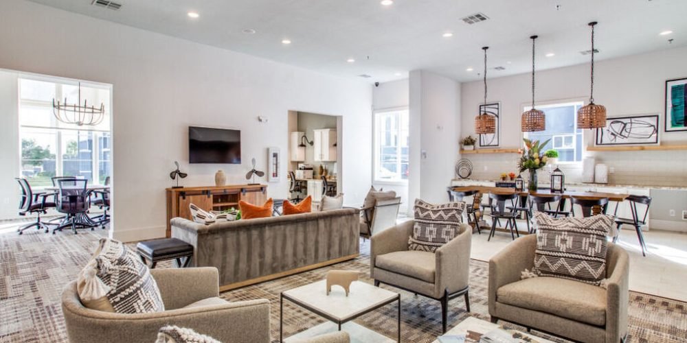 Landmark at Crowley 1