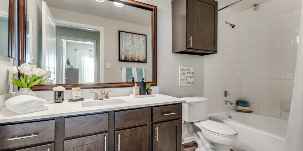 Lost Spurs Ranch – Apartment Spots