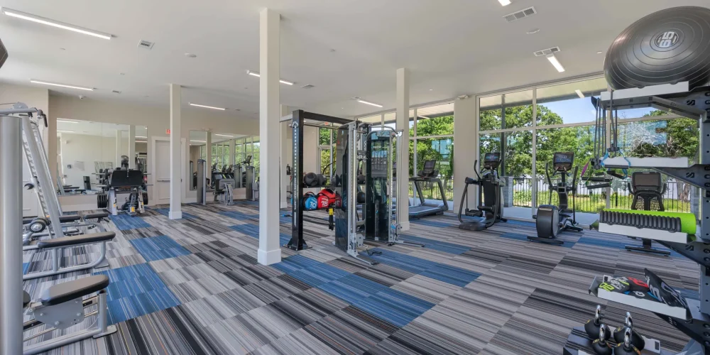 Mansions at Oak Point 4