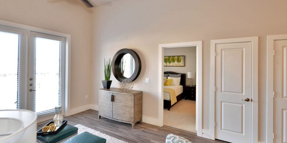 Oaks 5th Street Crossing at City Station 1