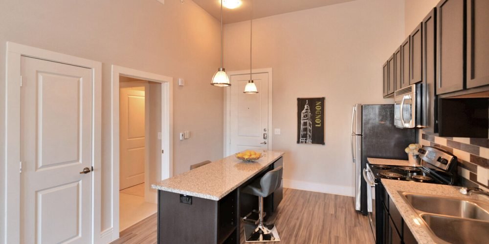 Oaks 5th Street Crossing at City Station 2