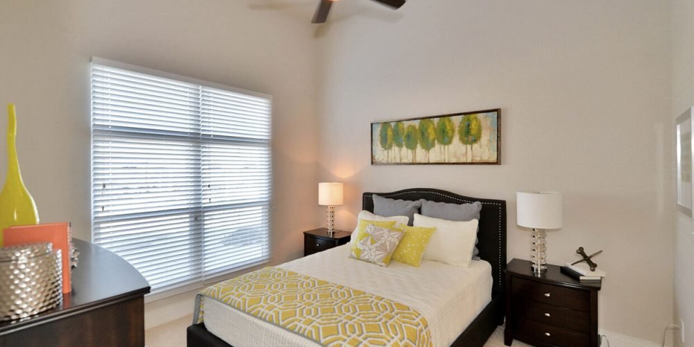 Oaks 5th Street Crossing at City Station 3