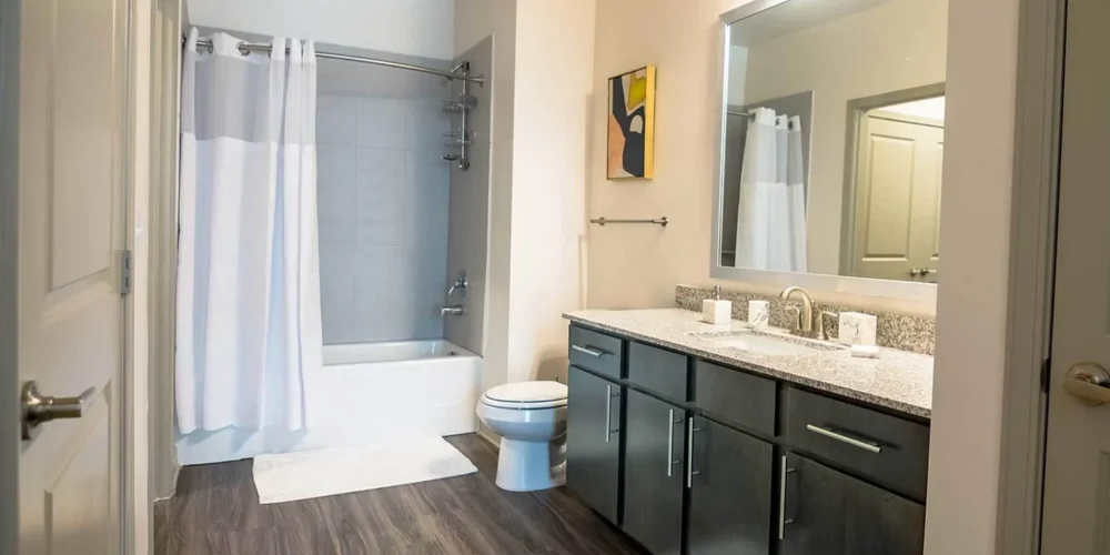 Riverside Place 3