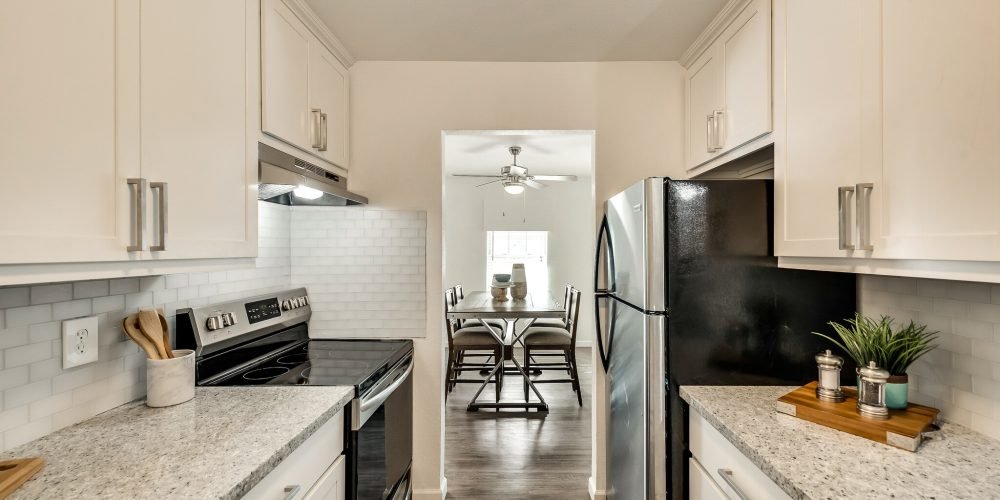 Shady Valley Square 2