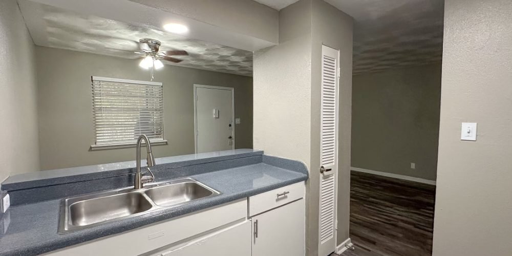 Southgate Manor 2