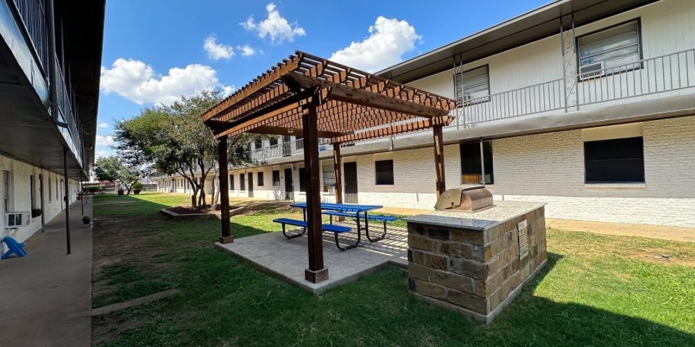 Southgate Manor 5