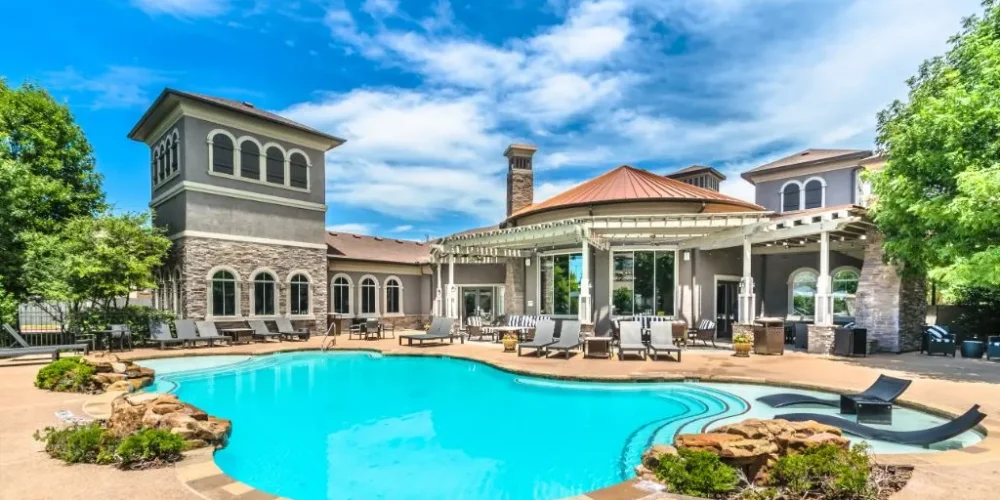 The District at Greenville 5