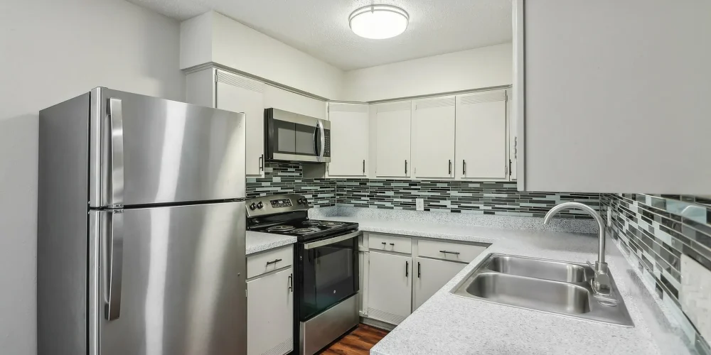 The Xander at James 2