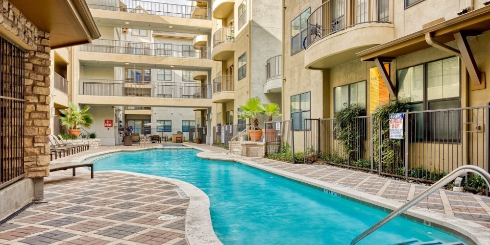 Villas on Guadalupe 5