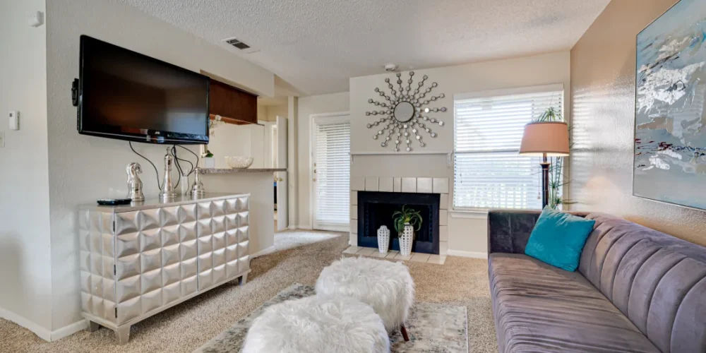 Woodland Hills 1